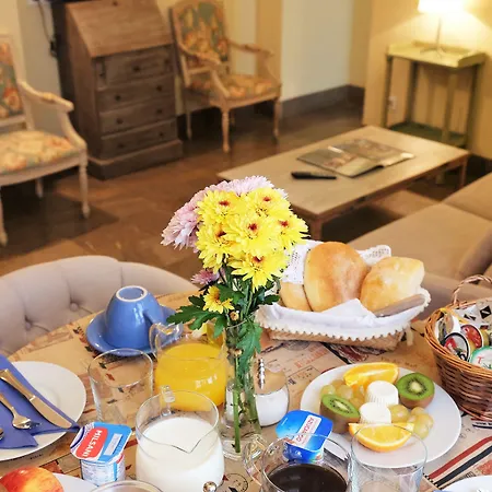 Apartasuites Alberca 3*