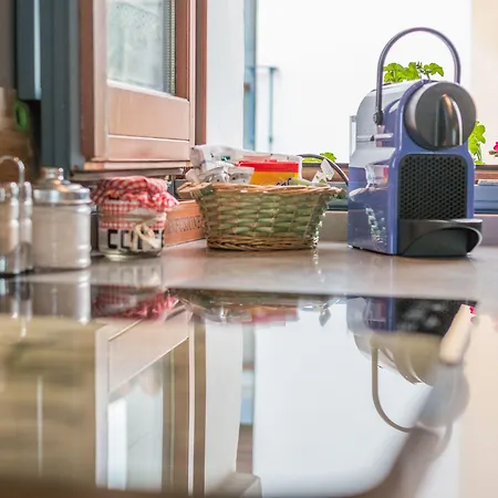 فندق Apartasuites Alberca 3*